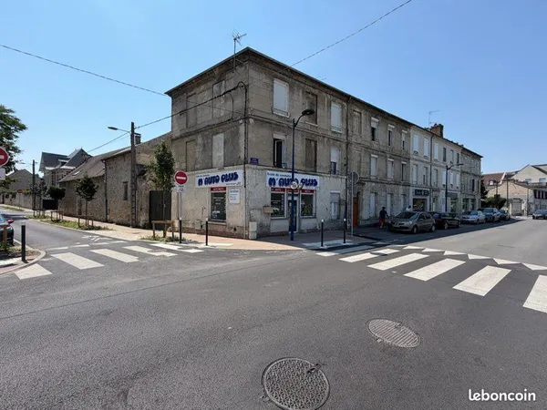 Local commercial avenue de Reims