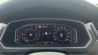 Volkswagen Tiguan 2.0 TDI 150ch Elegance DSG7 — photo 10