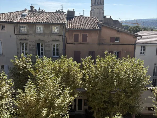 Appartement f4 dans immeuble 18 ème