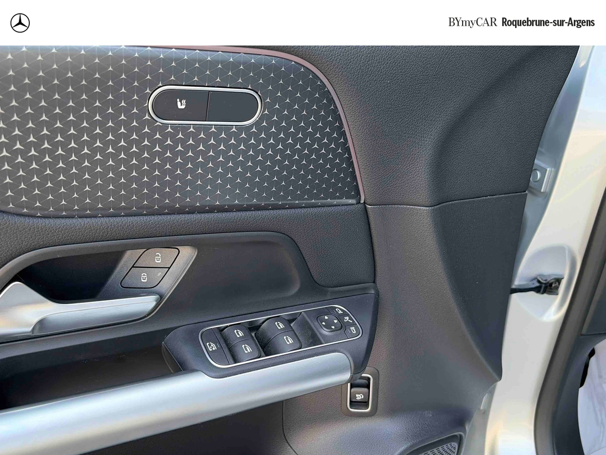 Mercedes EQA 250+ — photo 17