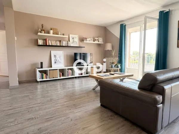Appartement 3 pièces 94 m²