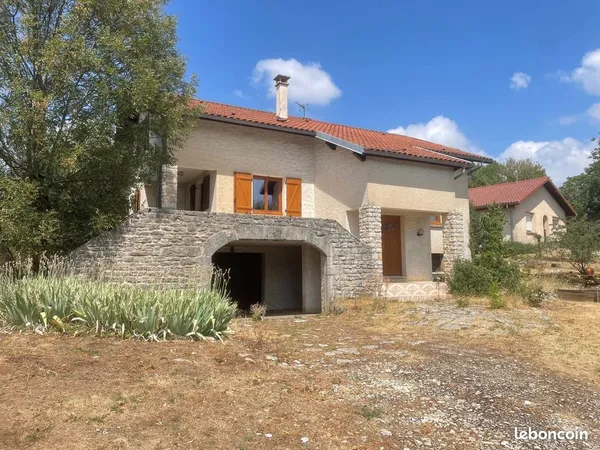 Villa 8 pièces 176 m²