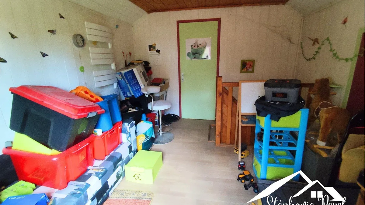 Photo 9