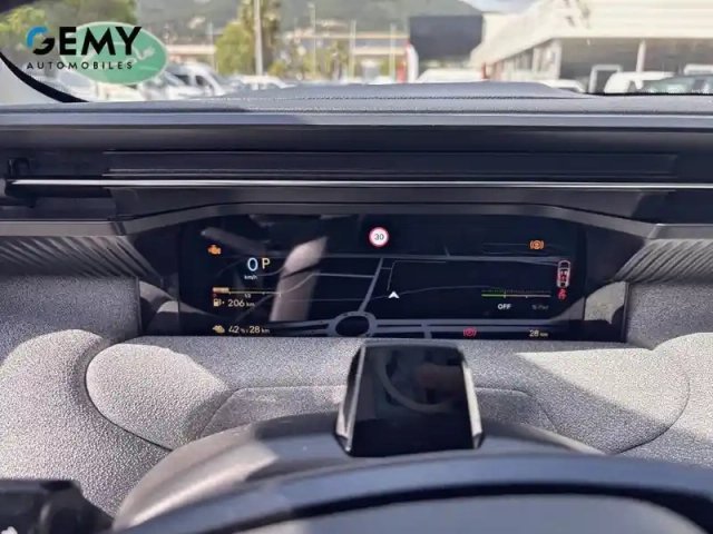 Citroën C5 Aircross hybride rechargeable 195 ch e-eat7 — photo 13
