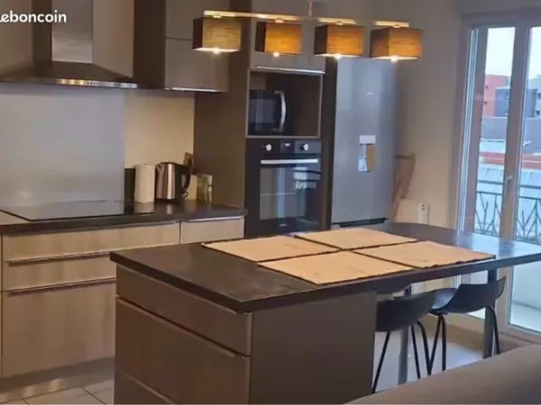 À vendre F3 refait à neuf Plaine St Denis