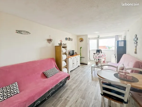Studio 1 pièce 25 m²