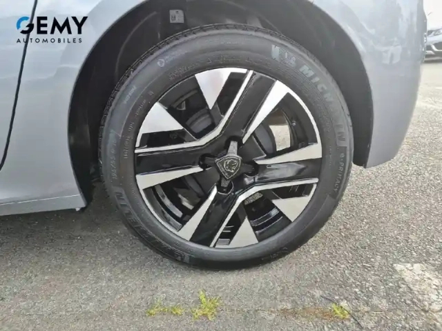 Peugeot 208 hybrid 110 ch e-dcs6 — photo 11
