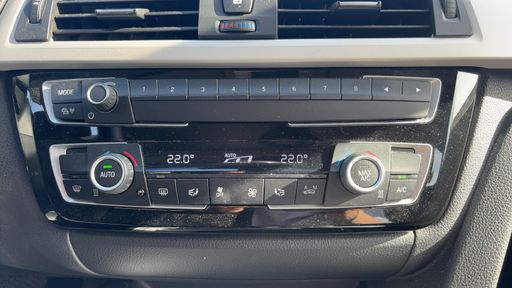 BMW Serie 4 Gran Coupe 418d 150 Steptronic8 - Business Design – 2018 – 153299 km – Diesel – Boîte Automatique — photo 25