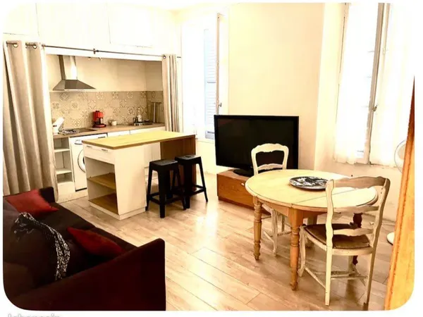Appartement 2 pièces Cannes - République
