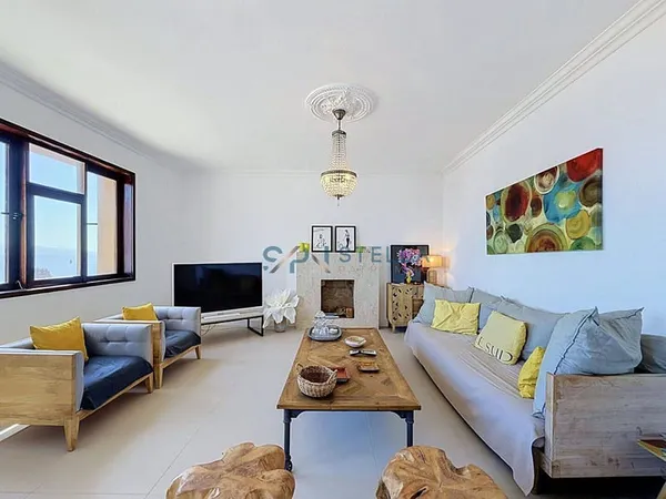 Appartement 3 pièces 82 m²