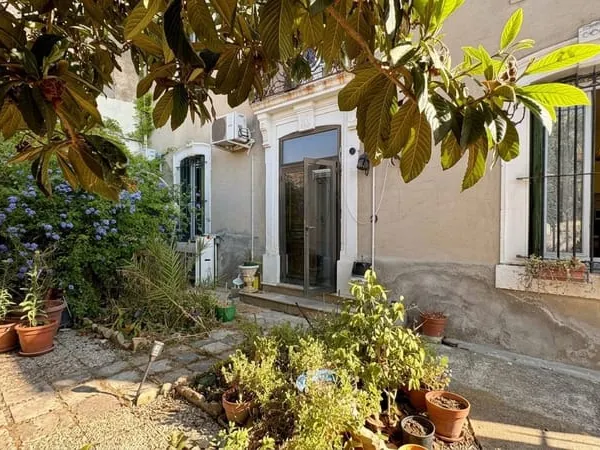 Luc-sur-Orbieu : Maison de caractère avec annexe et remise viti