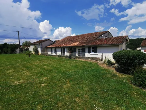 Maison à la campagne