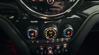 Mini Countryman Cooper 136ch Essential BVA7 — photo 26