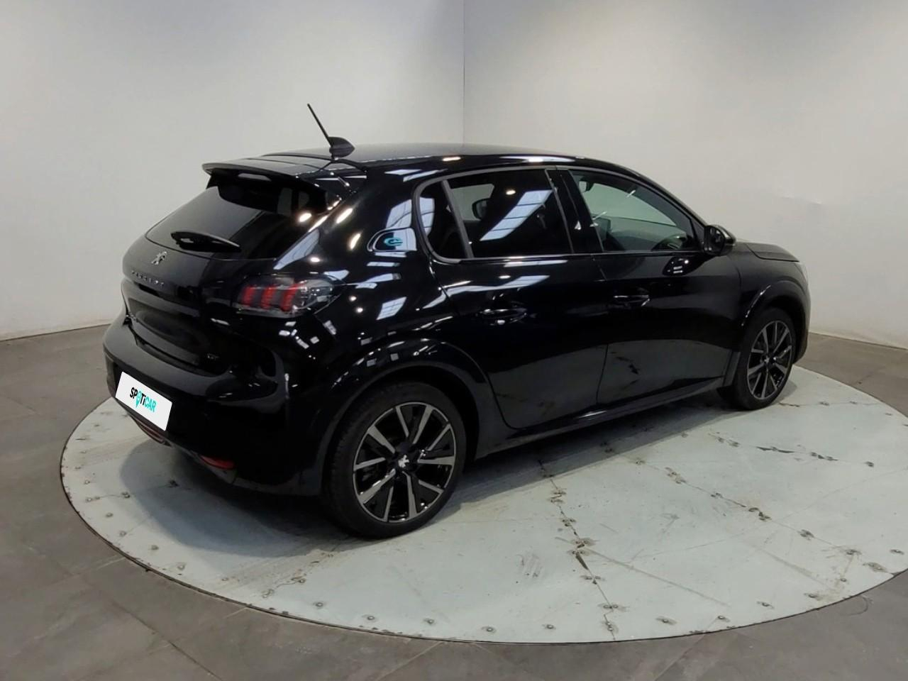 Peugeot 208 electrique 51 kwh 156ch gt — photo 5