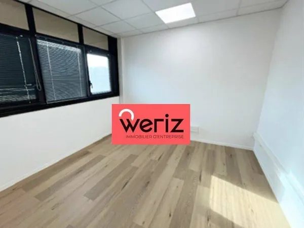 Bureaux 823 m²