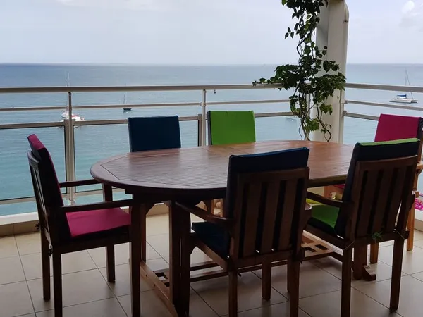 Pointe du bout - Duplex d'exception en première ligne vue mer des Caraïbes