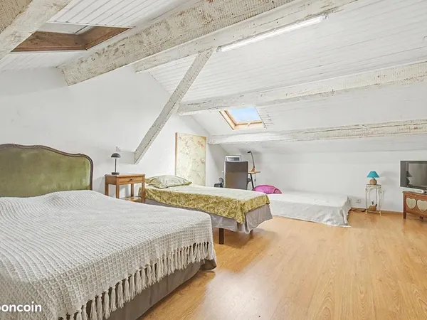 Appartement 5 pièces 143 m²