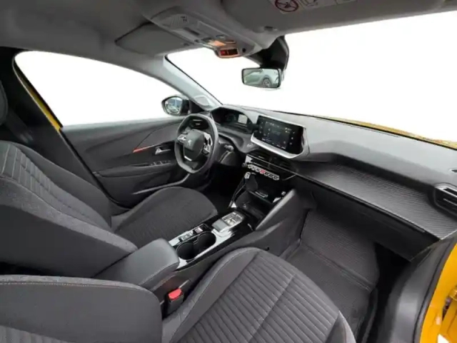 Peugeot 208 e- 136ch like — photo 15