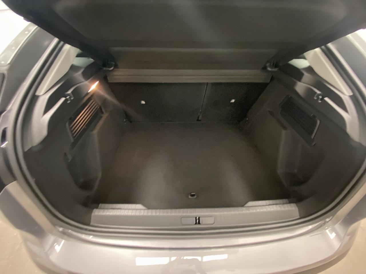 Citroën C4 hybride 136 e-dcs6 plus — photo 6