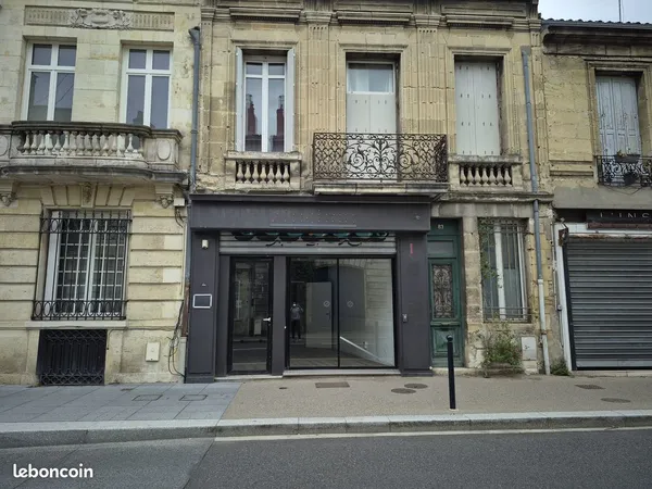 Bordeaux Croix-Blanche - Local commercial 58 m2 - 980 HC / mois + 70 de charges- Disponible immédiat