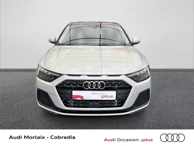 Audi A1 sportback 25 tfsi 95ch design s tronic 7 — photo 17