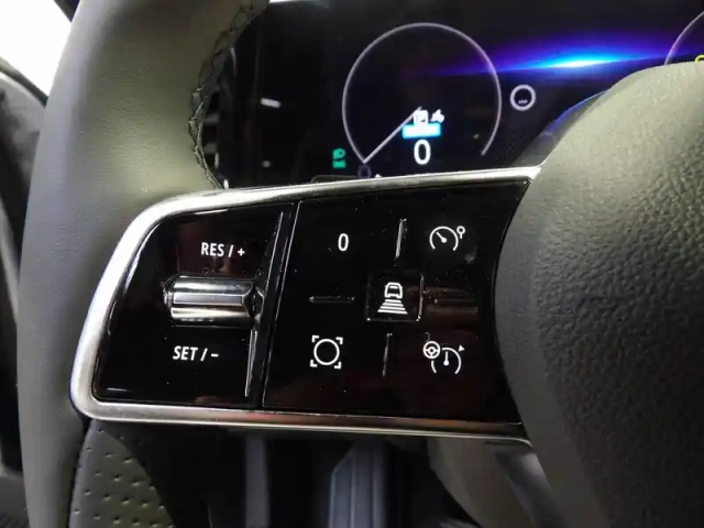 Renault Megane e-tech ev60 220 ch super charge — photo 8