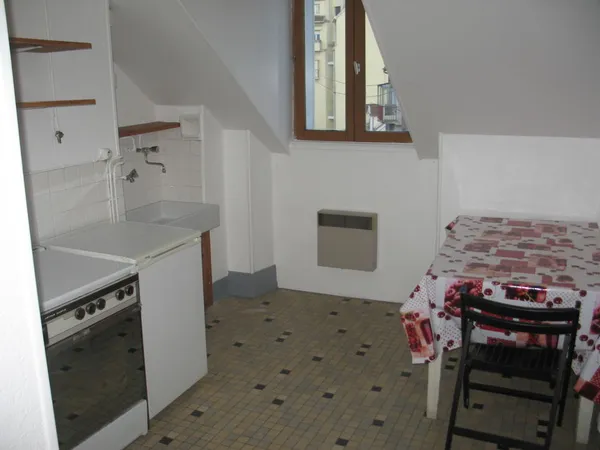 APPARTEMENT MEUBLE GRENOBLE CENTRE VILLE CHAMPIONNET