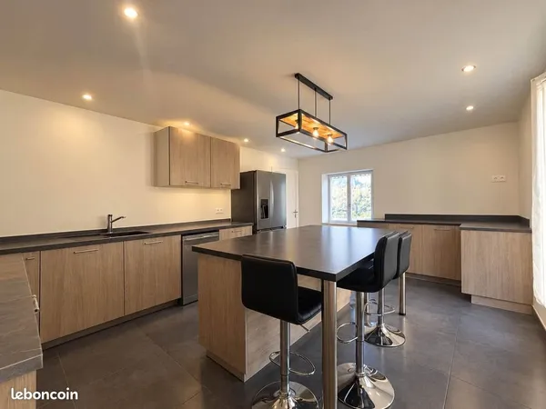 Maison 7 pièces 134 m²