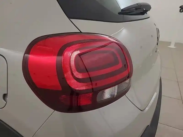 Citroën C3 puretech 83 s&amp;s bvm5 — photo 42