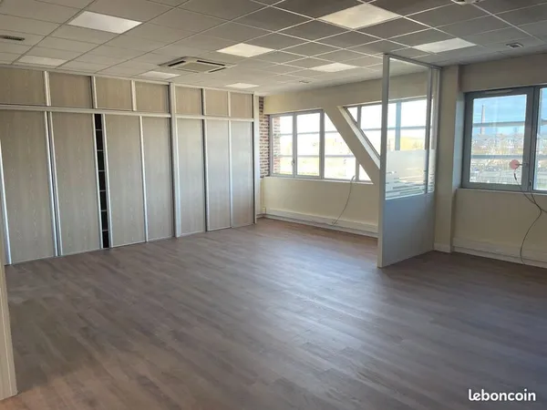 Bureaux 202 m²