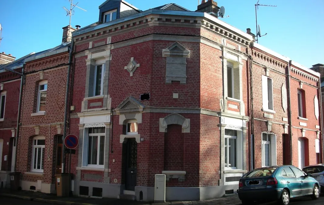 Photo 1