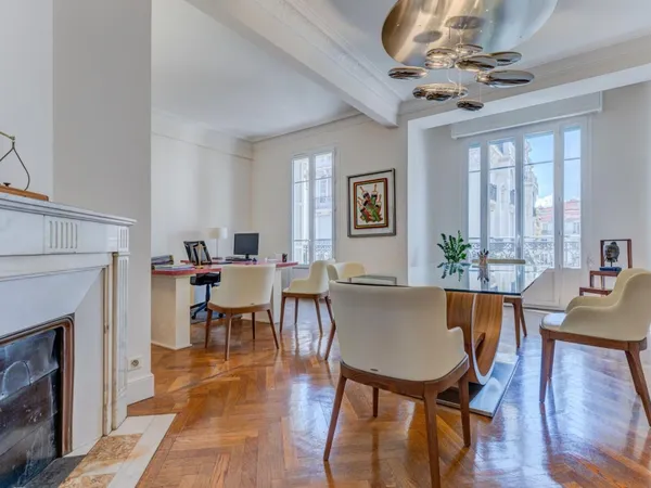 Appartement 5 pièces 107 m²