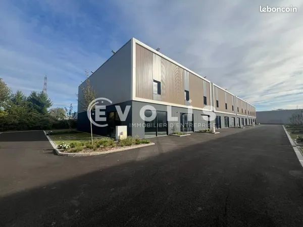 Local d'activité 478 m²