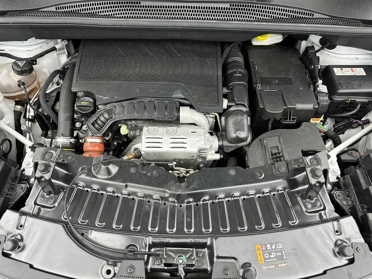 Opel Crossland 1.2 turbo 110 ch bvm6 gs line — photo 13