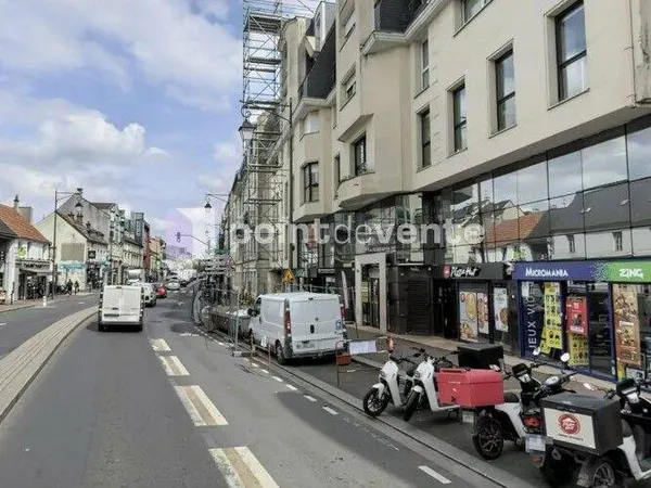 Local commercial 100 m²