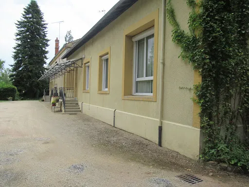 Propriété 9 pièces 270 m²