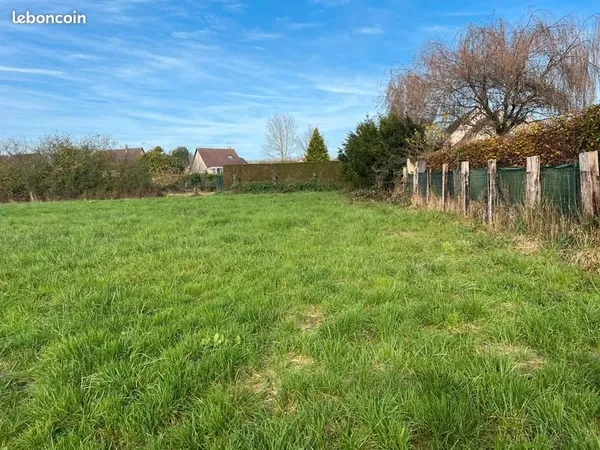 Terrain 354 m² Breuil Le Vert