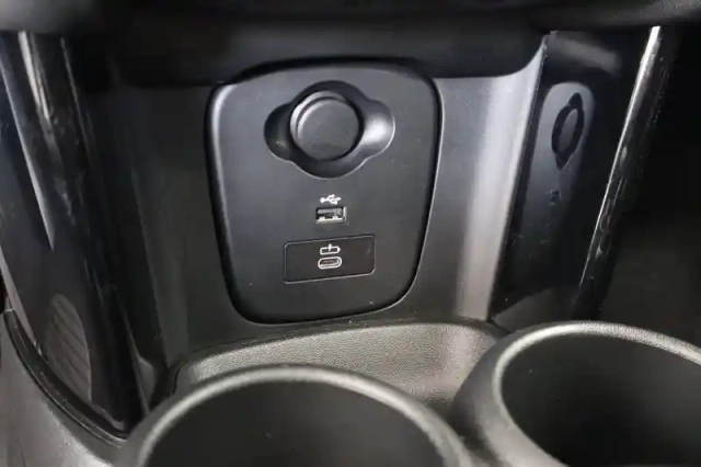 Mini Mini hatch 3 portes cooper 136 ch dkg7 — photo 17