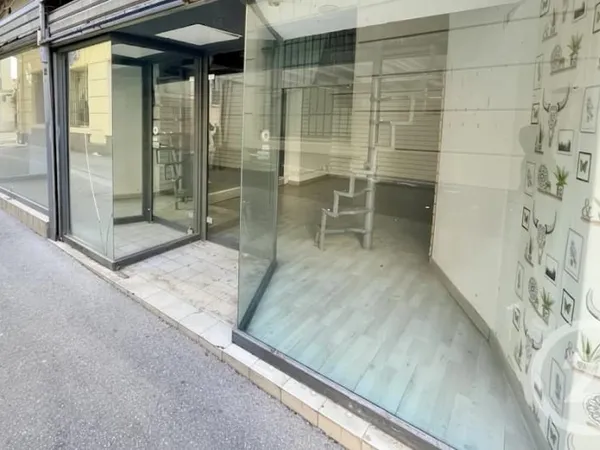 Local 58 m²