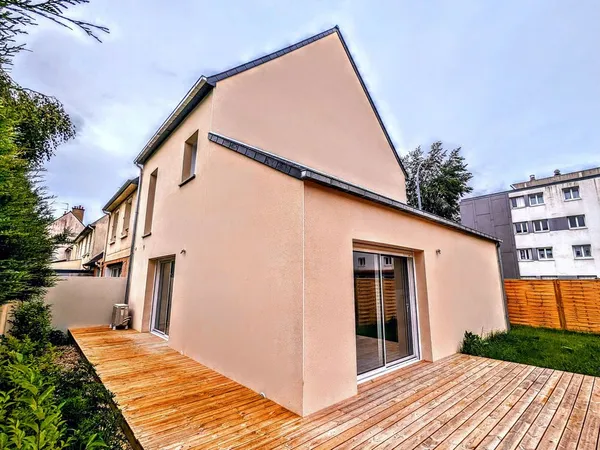 Maison de luxe 5 pièces 108 m²