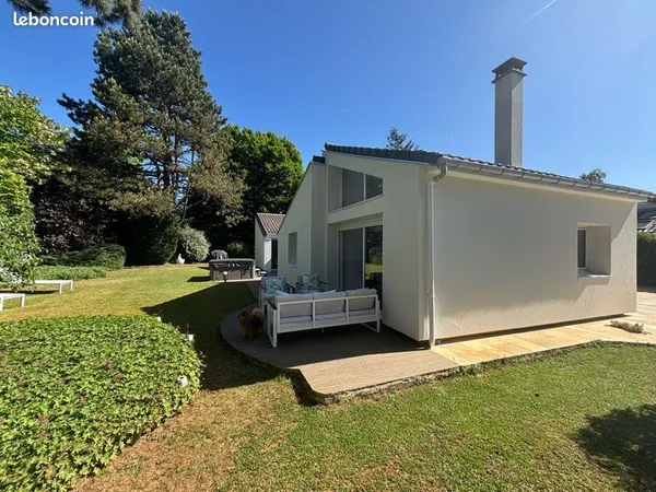 🏡 Maison 125 m² - Terrain paysager de 1 070 m² - Lésigny