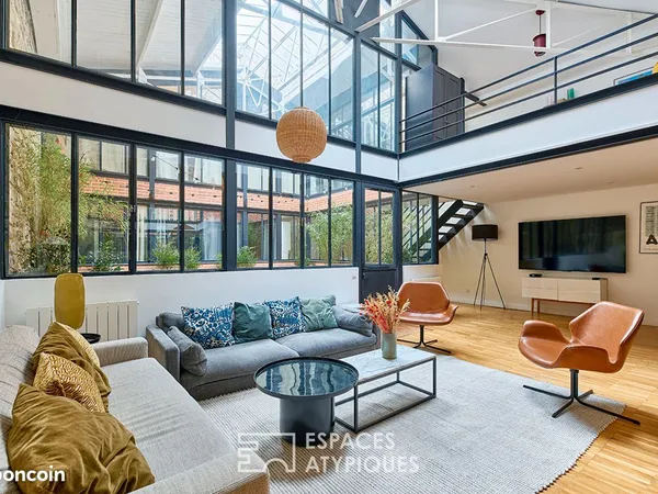 Loft 7 pièces 194 m²