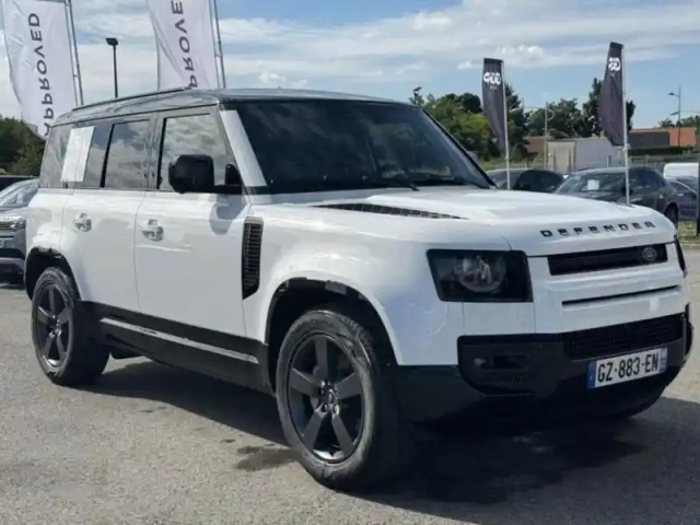 Land Rover Defender 110 2.0 p300e x-dynamic se — photo 6