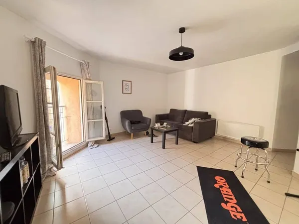 Appartement 2 pièces 61 m²