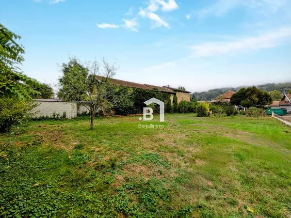 CESSIEU TERRAIN PLAT 962m2 LIBRE CHOIX CONSTRUCTEUR