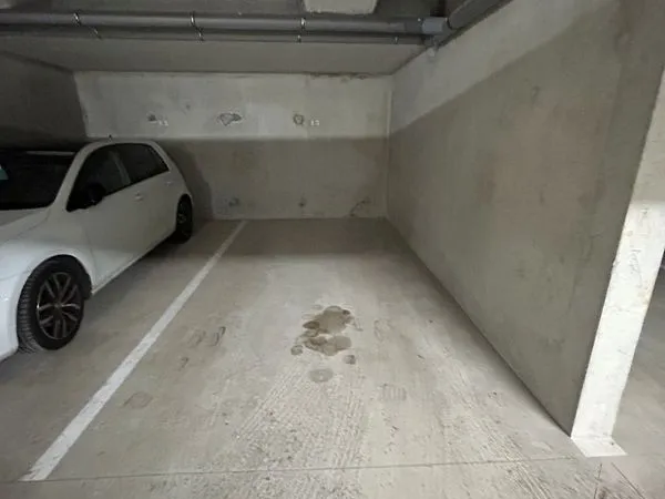 Parking à louer sous-sol résidence sécurisée (13)