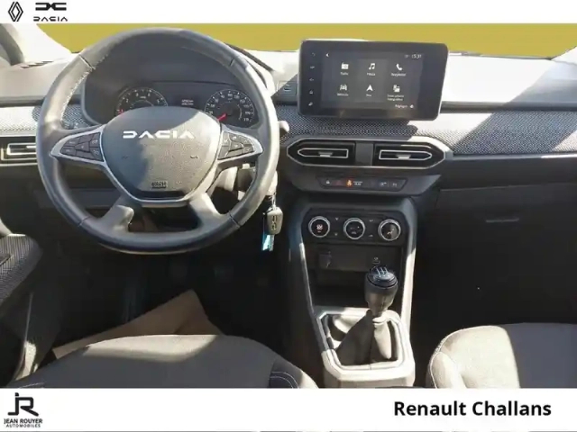 Dacia Sandero 1.0 tce 90ch expression — photo 15