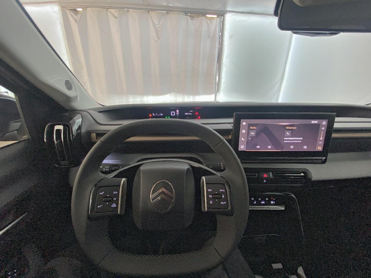 Citroën C3 Aircross hybride 145 ch aut plus — photo 12