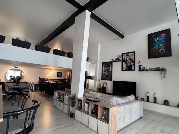 Appartement 2 pièces 189 m²