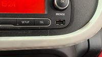 Renault Twingo 1.0 SCe 70ch Intens Euro6C — photo 30